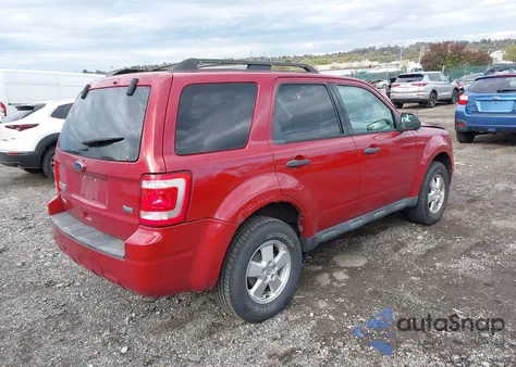 2011 Ford Escape Xlt из США, поврежденный, VIN 1FMCU9DG6BKA72174